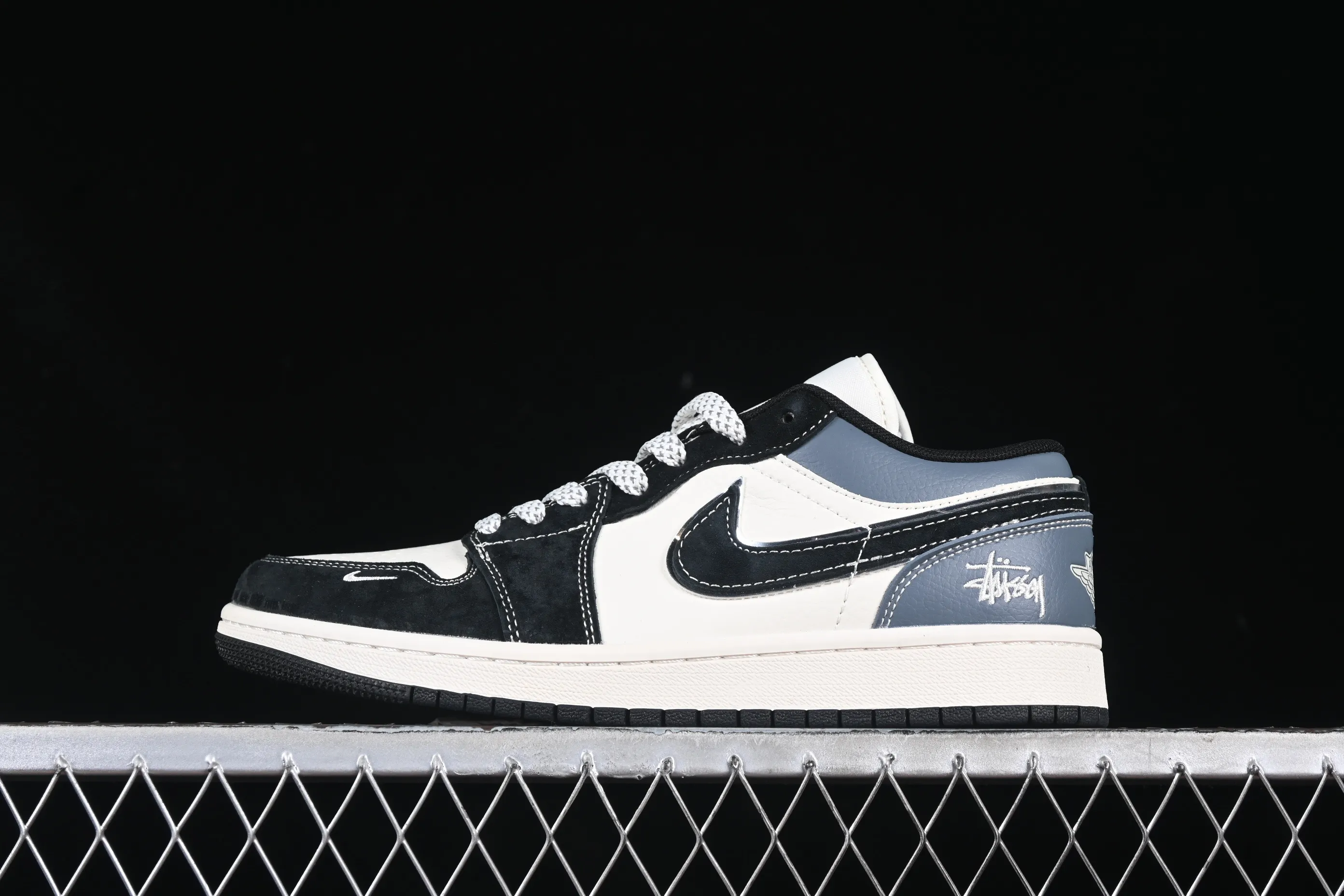 All categories Air Jordan Jordan series basketball shoes Air Jordan 1 Low High-end customized low-top sneakers Air Jordan 1 Low OG SP AJ1 Joe 1 Stucci co-branded black gray blue black hook low-top cultural casual sneakers XX3318-502